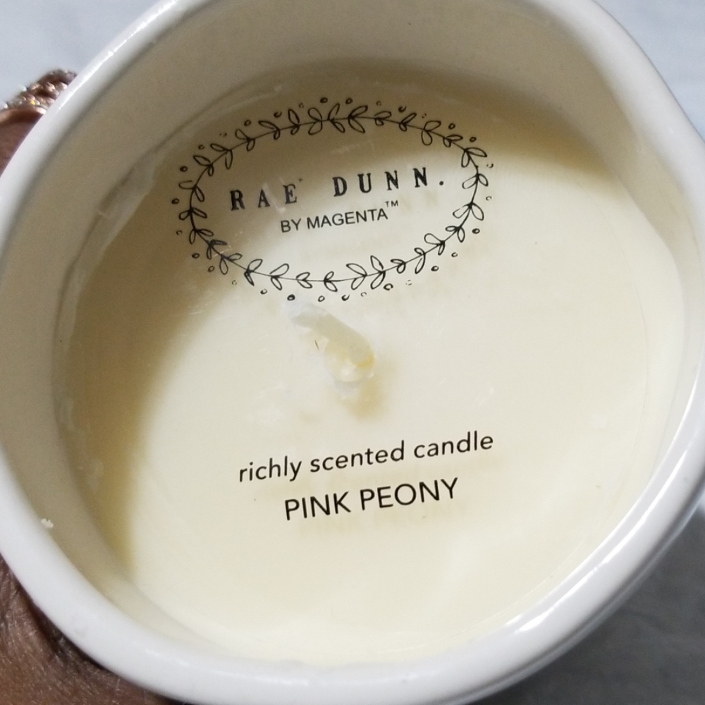 Rae Dunn "Hello Spring" candle - Picture 2 of 2